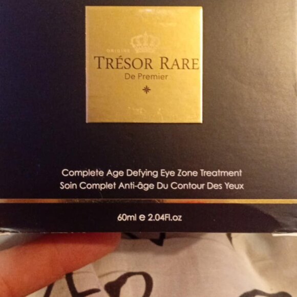 Manny different face creams - Picture 3 of 13